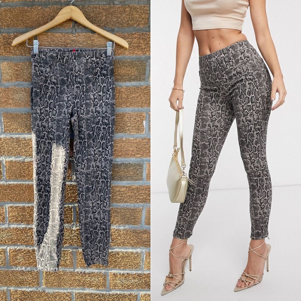 Spanx Slim Built In contoured Power Waistband jegging in snake print XS